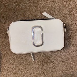 Marc jacobs cross body bag in white